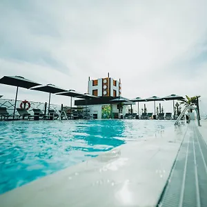 Hotel Nostrum Airport