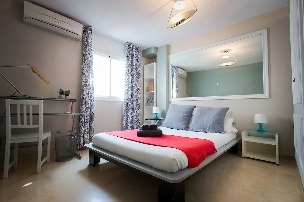 Holidays2Malaga Train Station Area Apartments Hotel Malaga